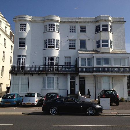 Seaview Regency Apartment With Private Parking Brighton Екстериор снимка