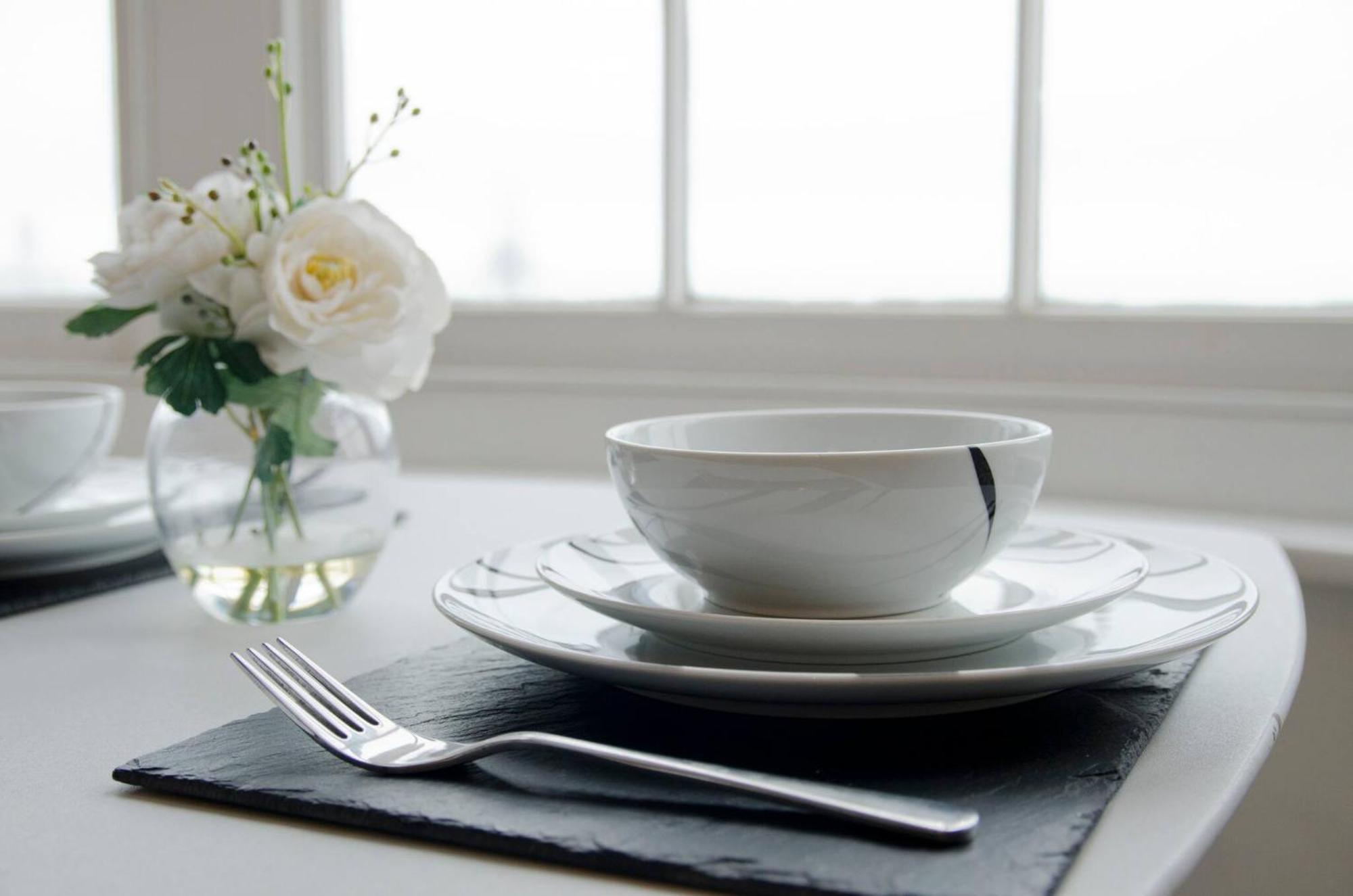 Seaview Regency Apartment With Private Parking Brighton Екстериор снимка