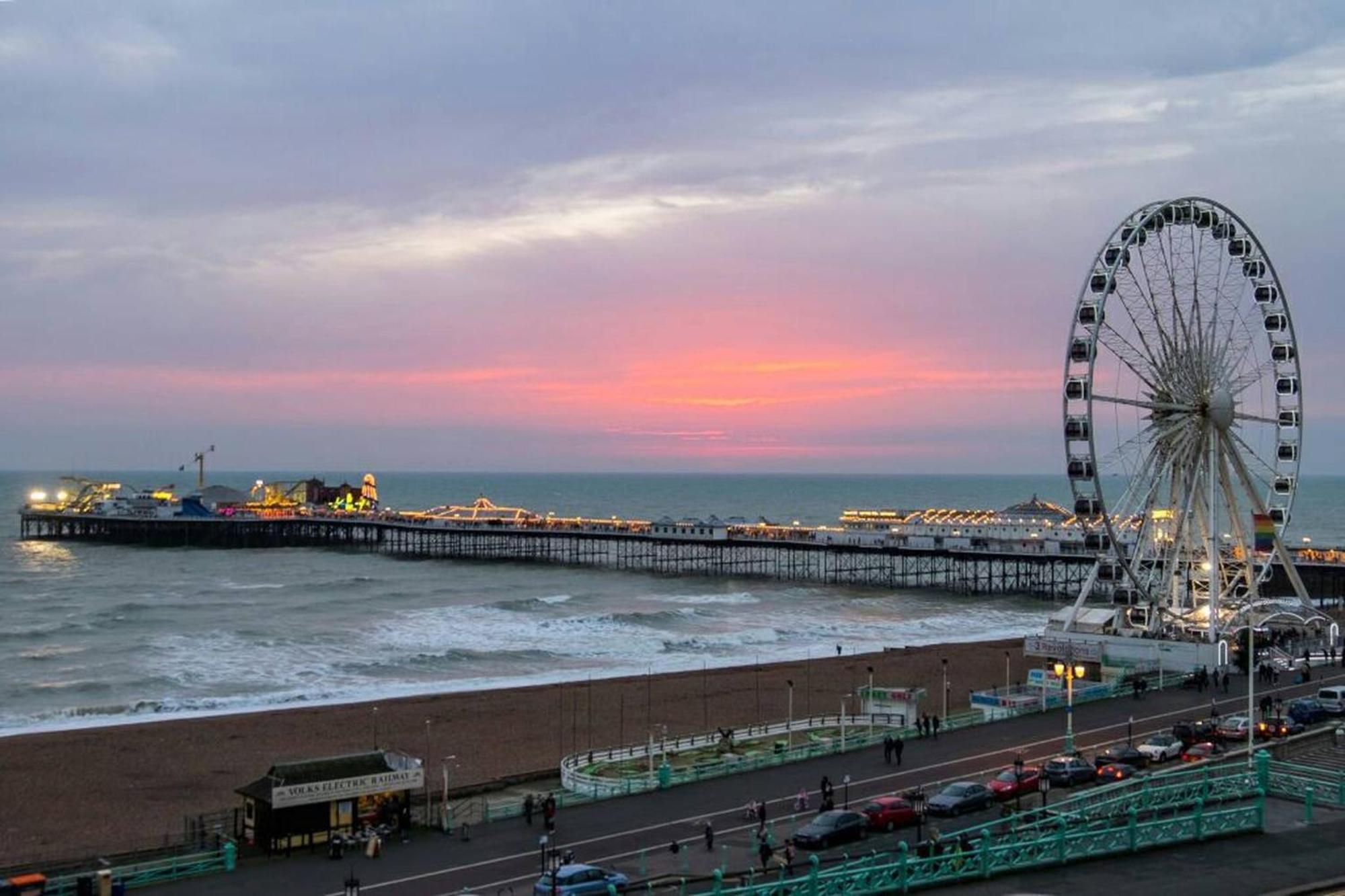 Seaview Regency Apartment With Private Parking Brighton Екстериор снимка